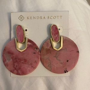Kendra Scott pink marble earrings never worn